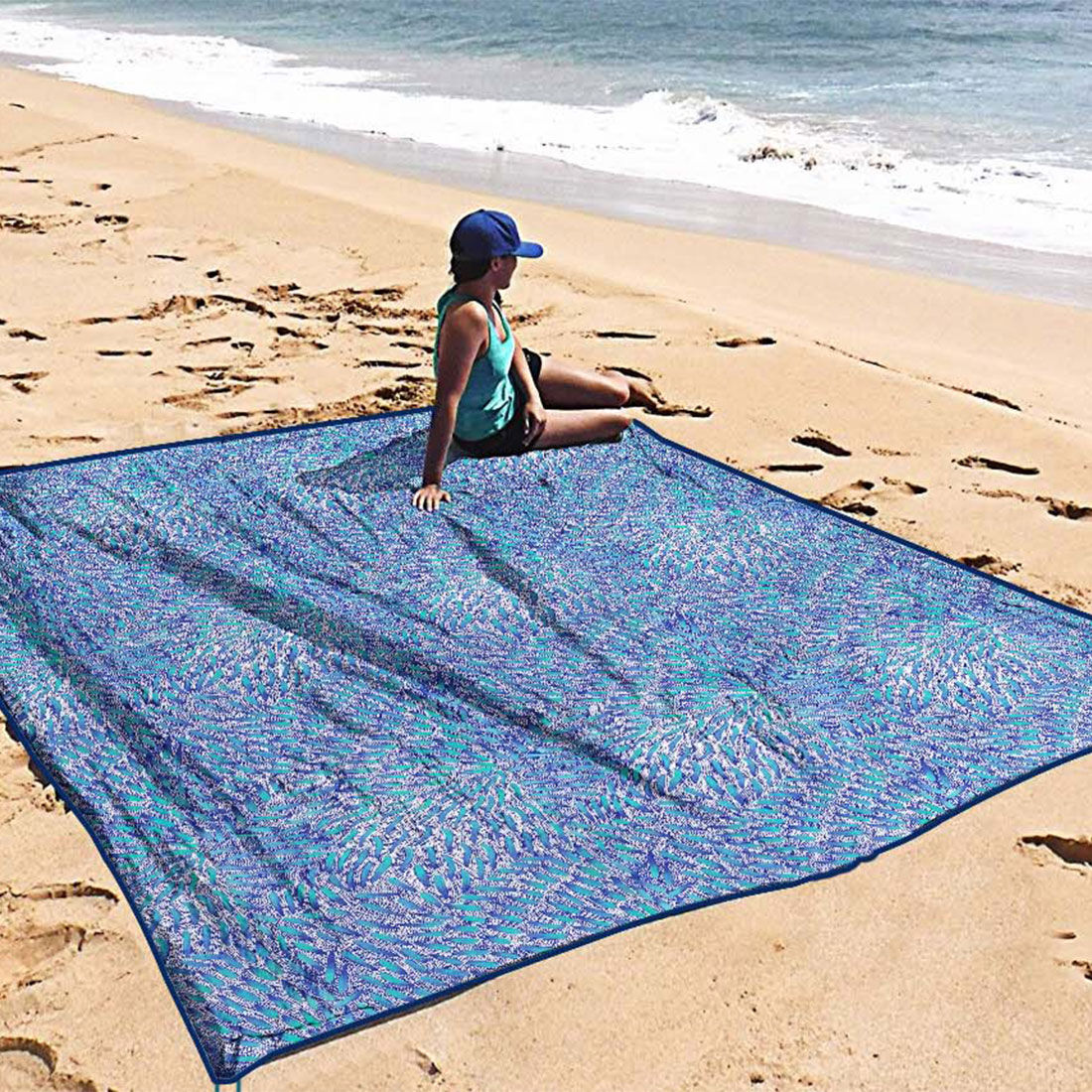 Snake Dreaming Beach Blanket Leaf 140cm x 160cm, , scaau_hi-res