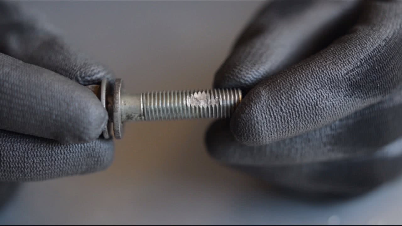 fixing-a-stripped-bolt-or-nut-thread